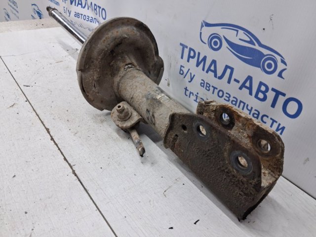 Передний правый амортизатор 95948812 GM