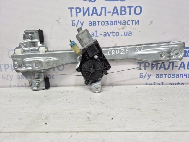 Механизм стеклоподъемника двери задней, левой 95999489 GM