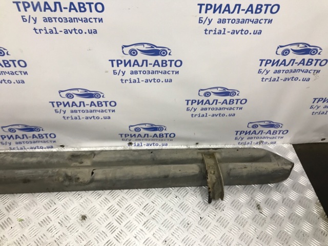 96100EA500 NISSAN Подножка правая купить в Ровно