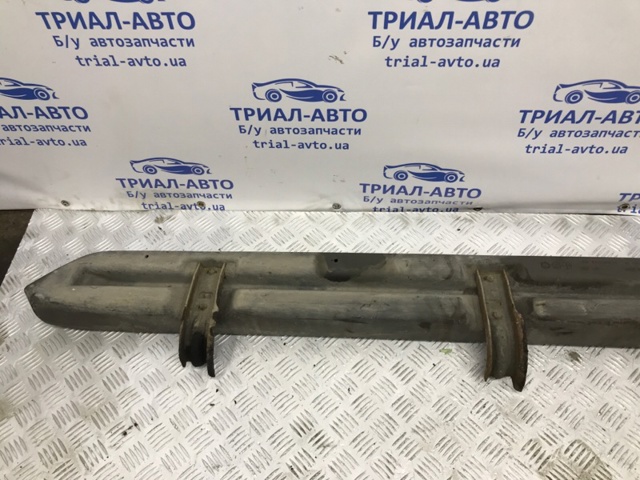 NISSAN 96101EA500 Подножка левая в наличии Киев
