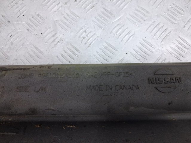 NISSAN 96101EA500 Подножка левая в наличии Одесса