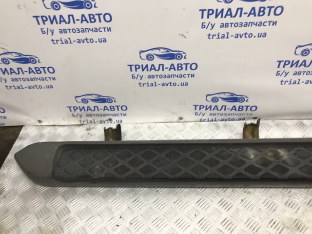 96101EA500 NISSAN Подножка левая купить в Львов