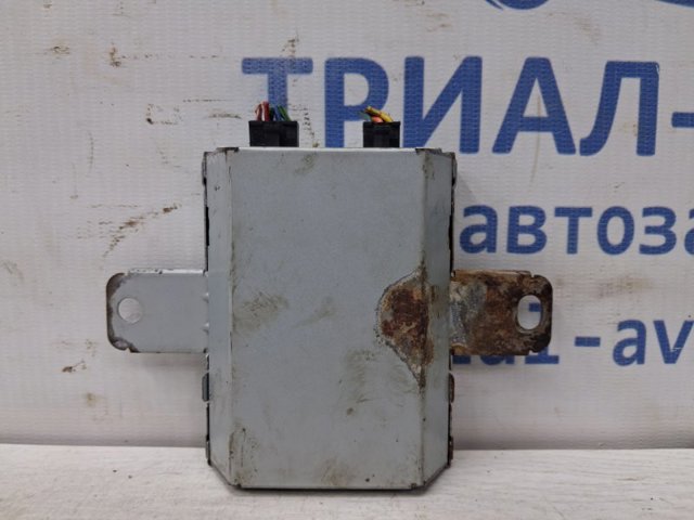 USB-разветвитель 961201H700 HYUNDAI