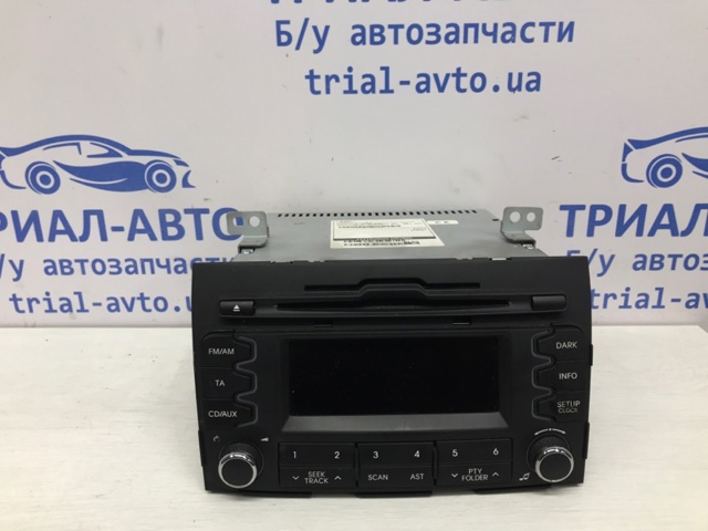 Магнитола (радио AM/FM) 961603U230WK HYUNDAI
