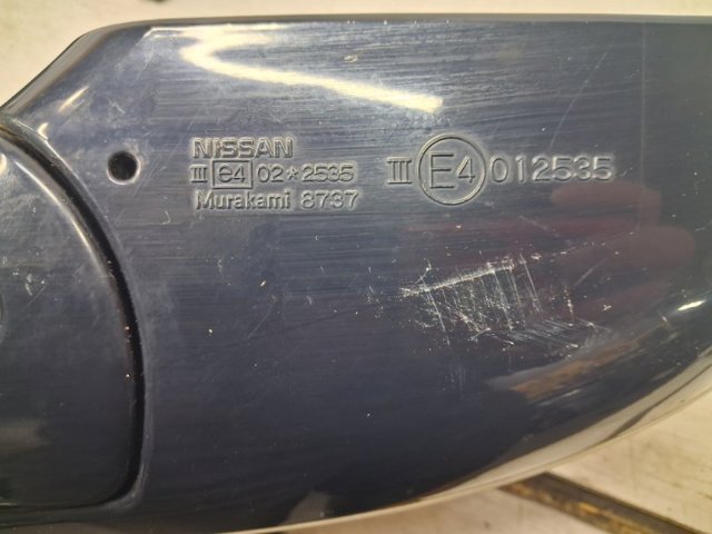 Зеркало заднего вида правое 963018Y80A NISSAN