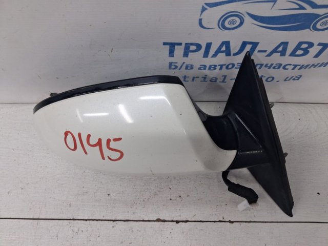 NISSAN 963018Y80A Правое зеркало в наличии Черновцы