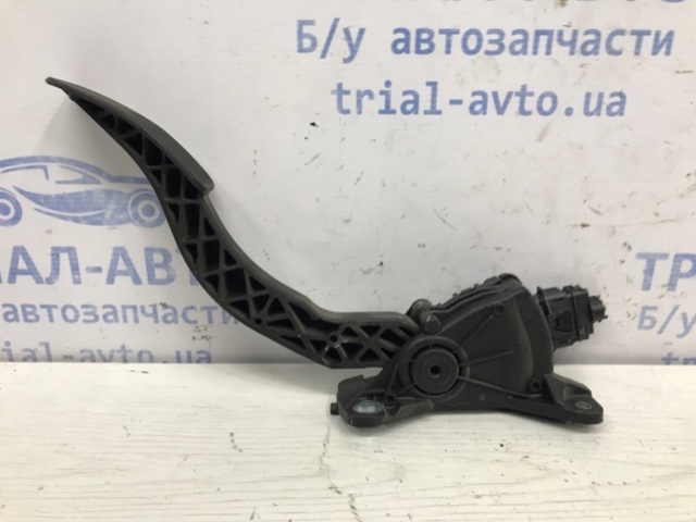 Педали газа 96408078 GM