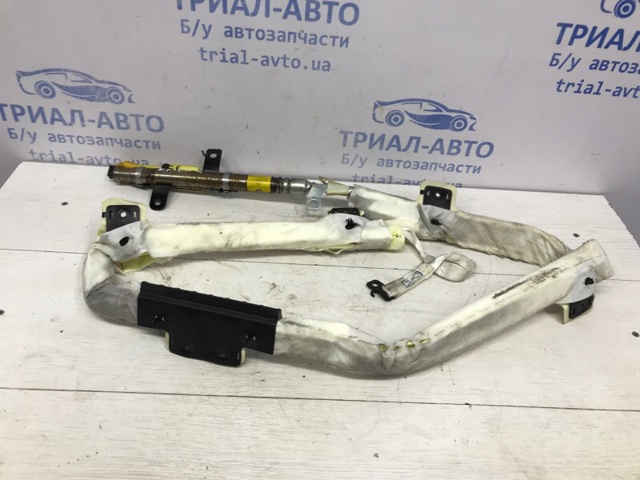 Шторка боковая правая 96435536 GM
