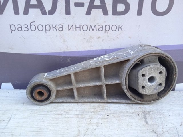 Гидроопора двигателя задняя 96550261 GM