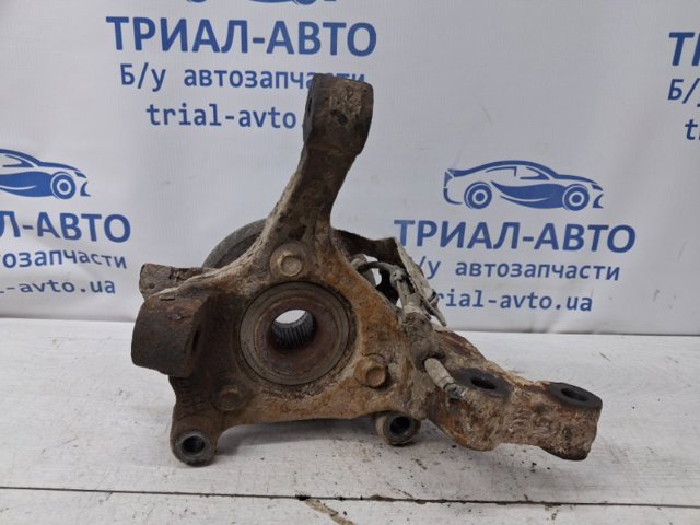 Цапфа - поворотный кулак передний, правый 96626338 GM