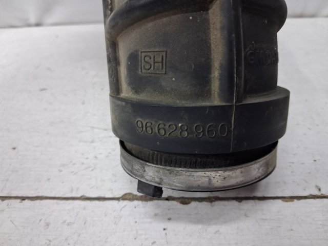 GM 96628961 Выпускной патрубок воздушного фильтра в наличии Полтава
