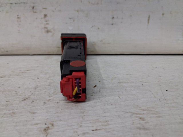 96672924 GM Кнопка включения аварийного сигнала купить в Павлоград