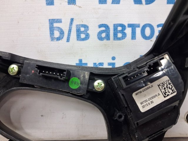 967002S305RJ5 HYUNDAI Блок кнопочных переключателей рулевого колеса купить в Харьков