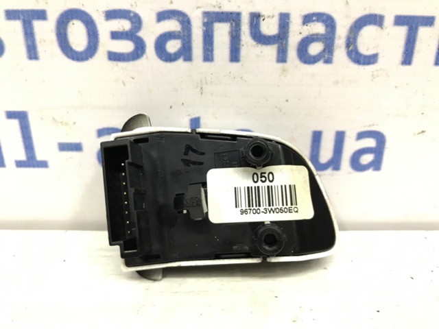 HYUNDAI 967003W050EQ Блок кнопочных переключателей рулевого колеса в наличии Черкассы