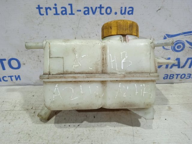 Водяной бачок системы охлаждения 96930818 GM