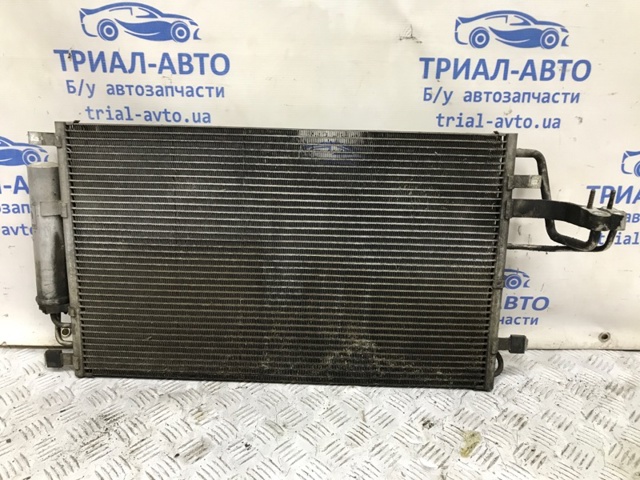 HYUNDAI 976062E000 Радиатор кондиционера в наличии Черкассы