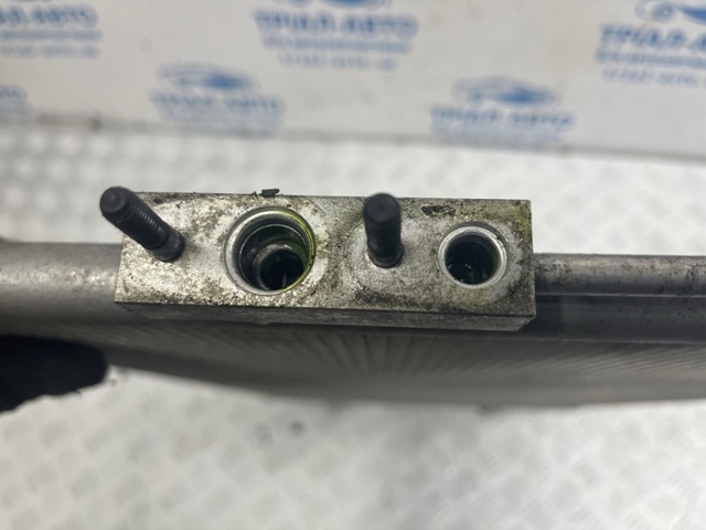 976062W500 HYUNDAI Радиатор кондиционера купить в Ирпень