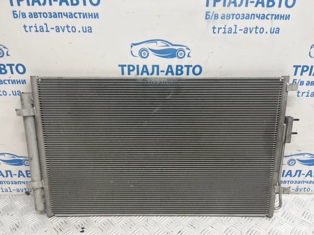 976062W500 HYUNDAI Радиатор кондиционера купить в Львов