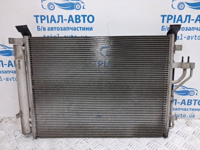 HYUNDAI 976062Y000 Радиатор кондиционера в наличии Украина
