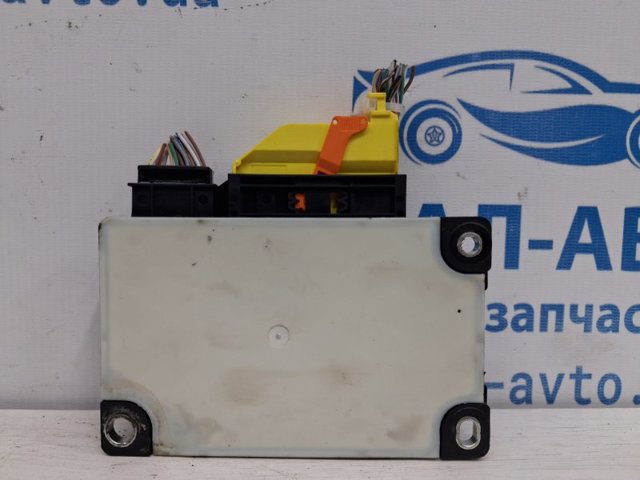 985105478R Модуль-процессор управления подушкой безопасности (ЭБУ AIRBAG) купить Ужгород