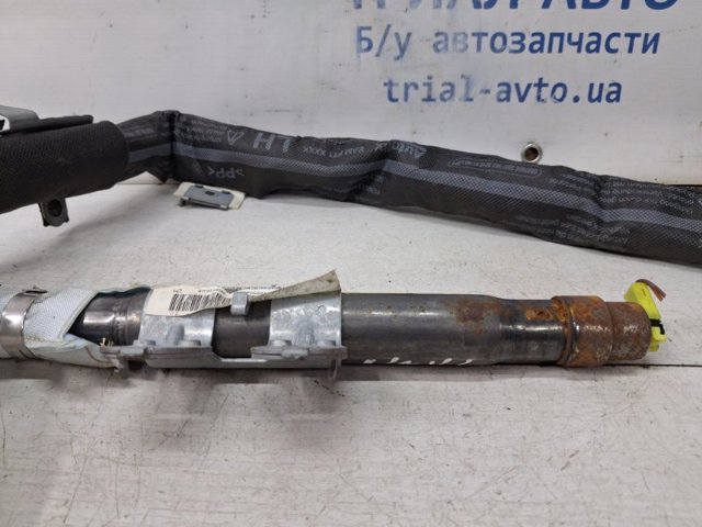 Левая шторка безопасности 985P14X00B NISSAN