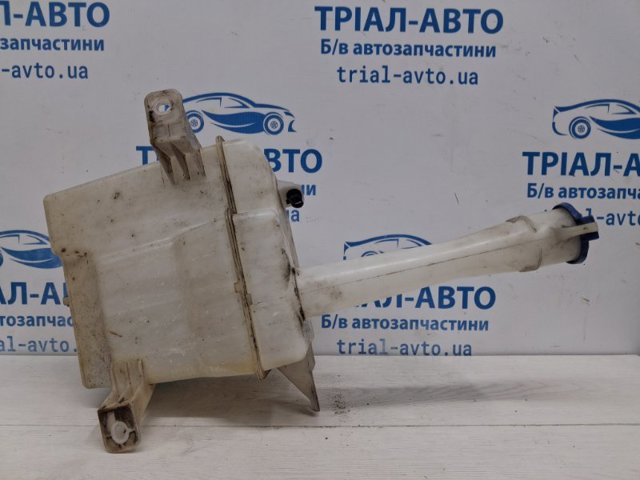 HYUNDAI 986102L100 Бачок омывателя в наличии Ирпень