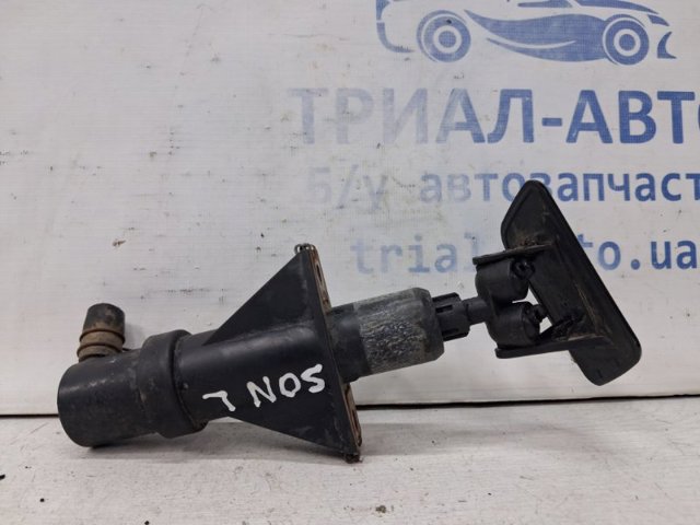 HYUNDAI 986803K000 Форсунка омывателя фары передней левой в наличии Павлоград