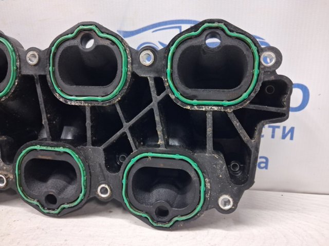 Коллектор впуск нижний AT4Z9424B FORD