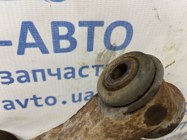Передний нижний рычаг B32H34300D MAZDA
