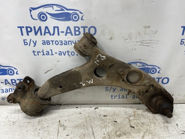Передний нижний рычаг B32H34300D MAZDA