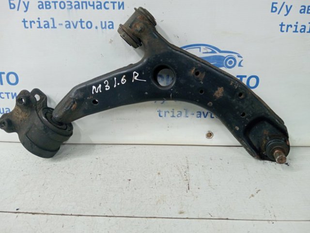 Передний нижний рычаг B32H34300D MAZDA