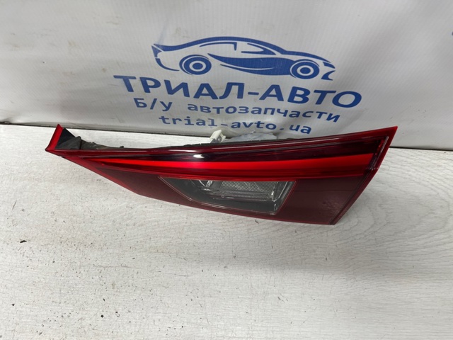 B45A513F0 MAZDA Фонарь задний правый внутренний купить в Николаев