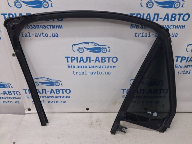 BB5Z7825766A FORD Стекло-форточка двери задней правой купить в Ужгород