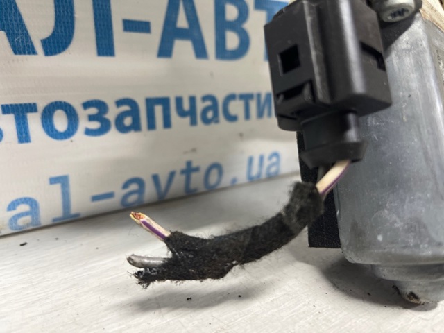 FORD BB5Z7827008A Механизм стеклоподъемника двери задней правой в наличии Николаев