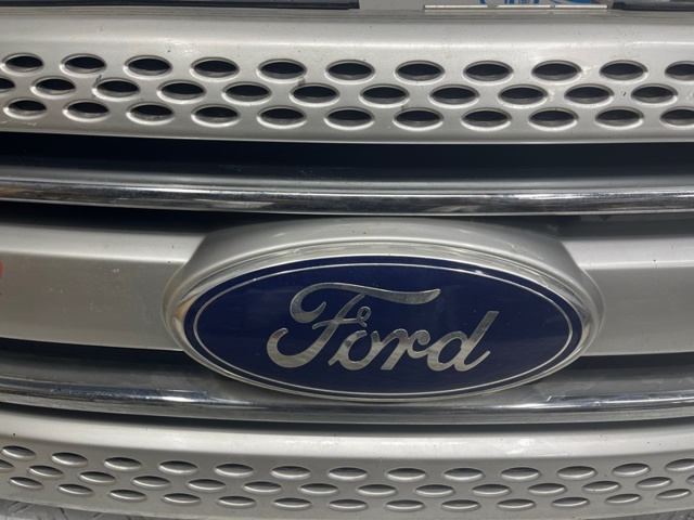 BB5Z8200BA FORD Молдинг решетки радиатора нижний купить в Полтава