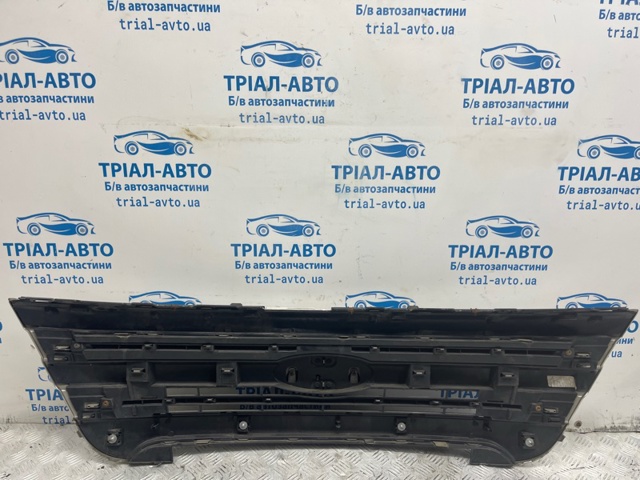 FORD BB5Z8200BA Молдинг решетки радиатора нижний в наличии Ирпень