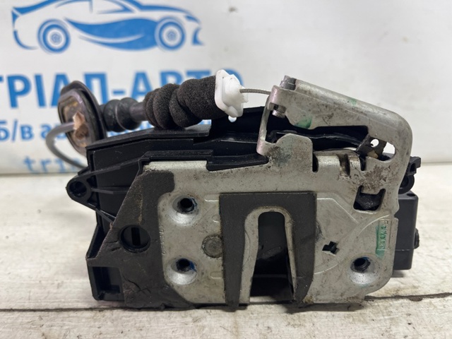 FORD BE8Z5421812B Замок двери передней правой в наличии Чернигов