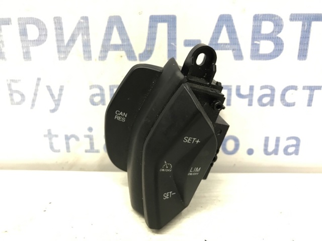 Блок кнопочных переключателей рулевого колеса BK2T9E740AB FORD