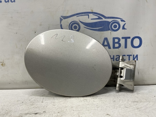 Дверка бензобака Mazda 3