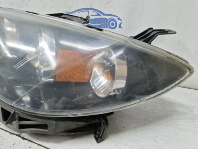 Фара левая Mazda 3