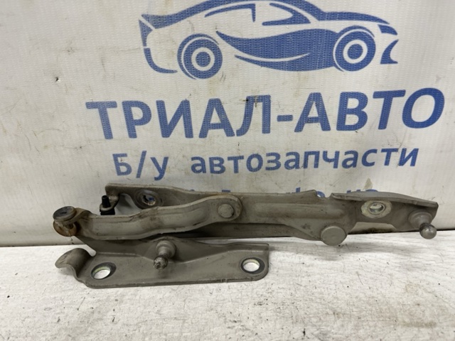 Детали багажника (петли и упор крышки) BN8V52720C MAZDA