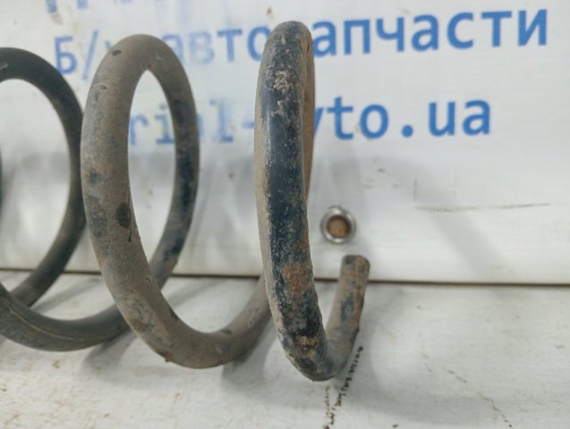 MAZDA BP4K28011B Задняя пружина в наличии Чернигов