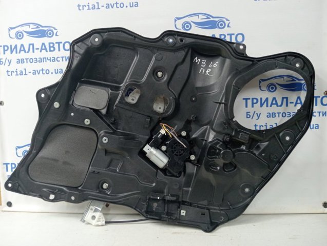 Стеклоподъемник передней правой двери BP4K58590A MAZDA