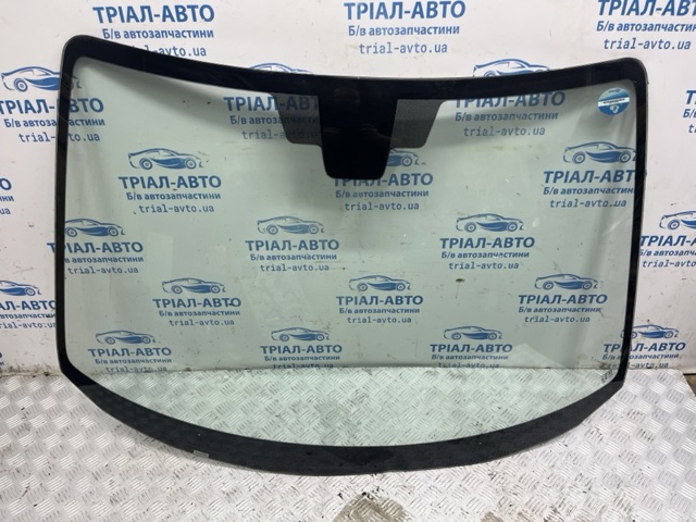 Стекло лобовое BR5K63900A MAZDA