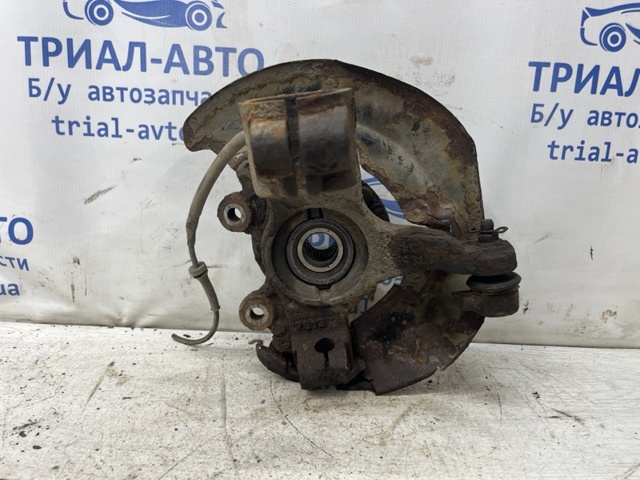 Цапфа - поворотный кулак передний, правый BR5S33021 MAZDA