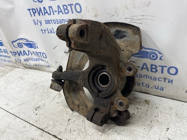 Кулак поворотный передний левый BR5S33031 MAZDA