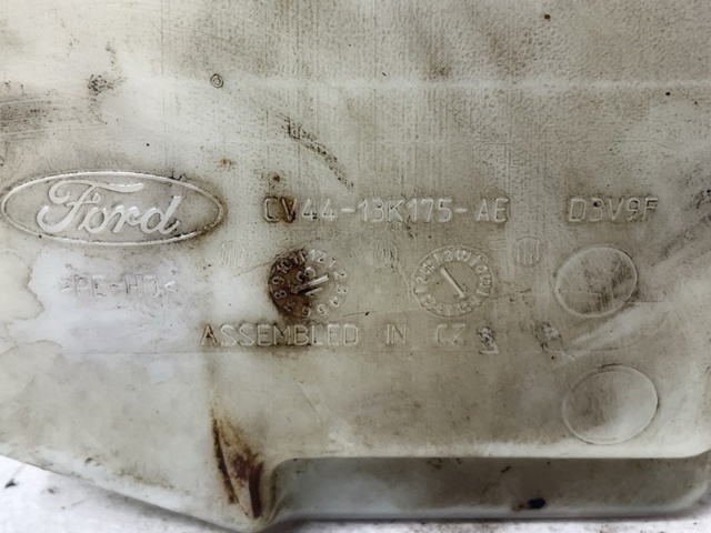 Водяной бачок омывателя стекла CV4417B613AD FORD