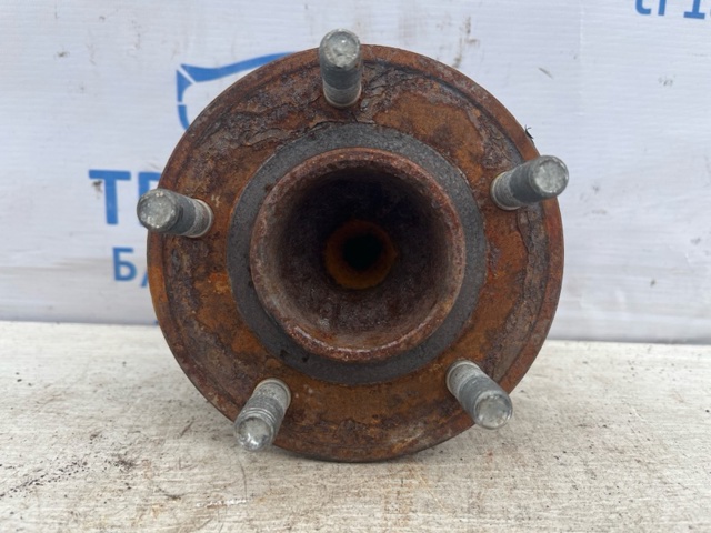 Ступица задняя CV6Z1104F FORD