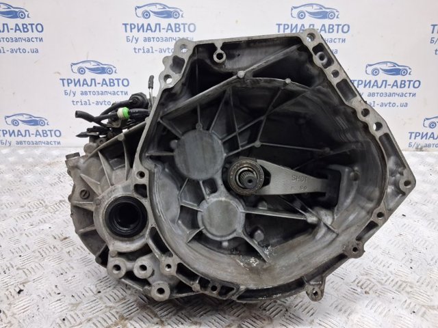 Коробка скоростей механика D60403000 MAZDA