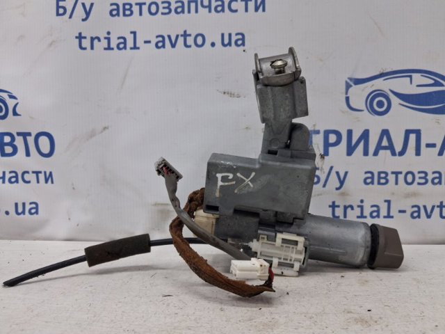 Замок зажигания D8700CG025 NISSAN